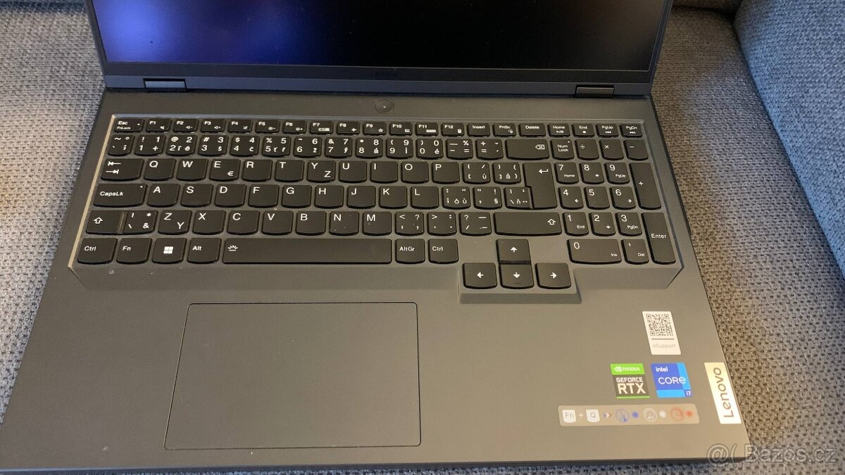 legion pro 5 16irx8 - 2