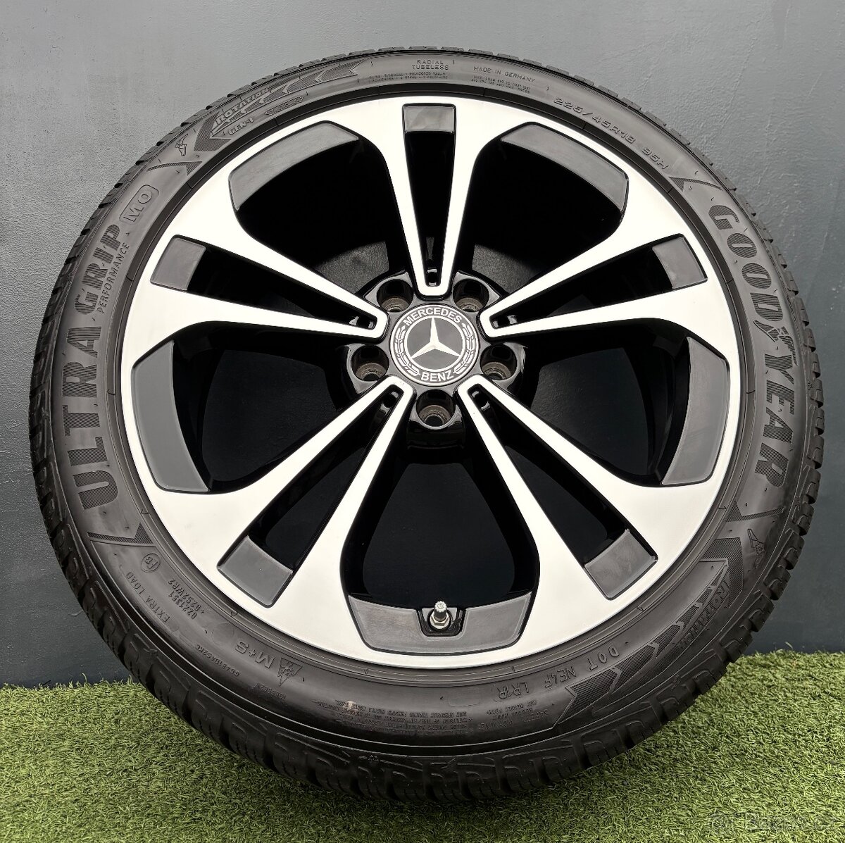 Originál Alu kola Mercedes-Benz W206 C-Klasse R18 - 2