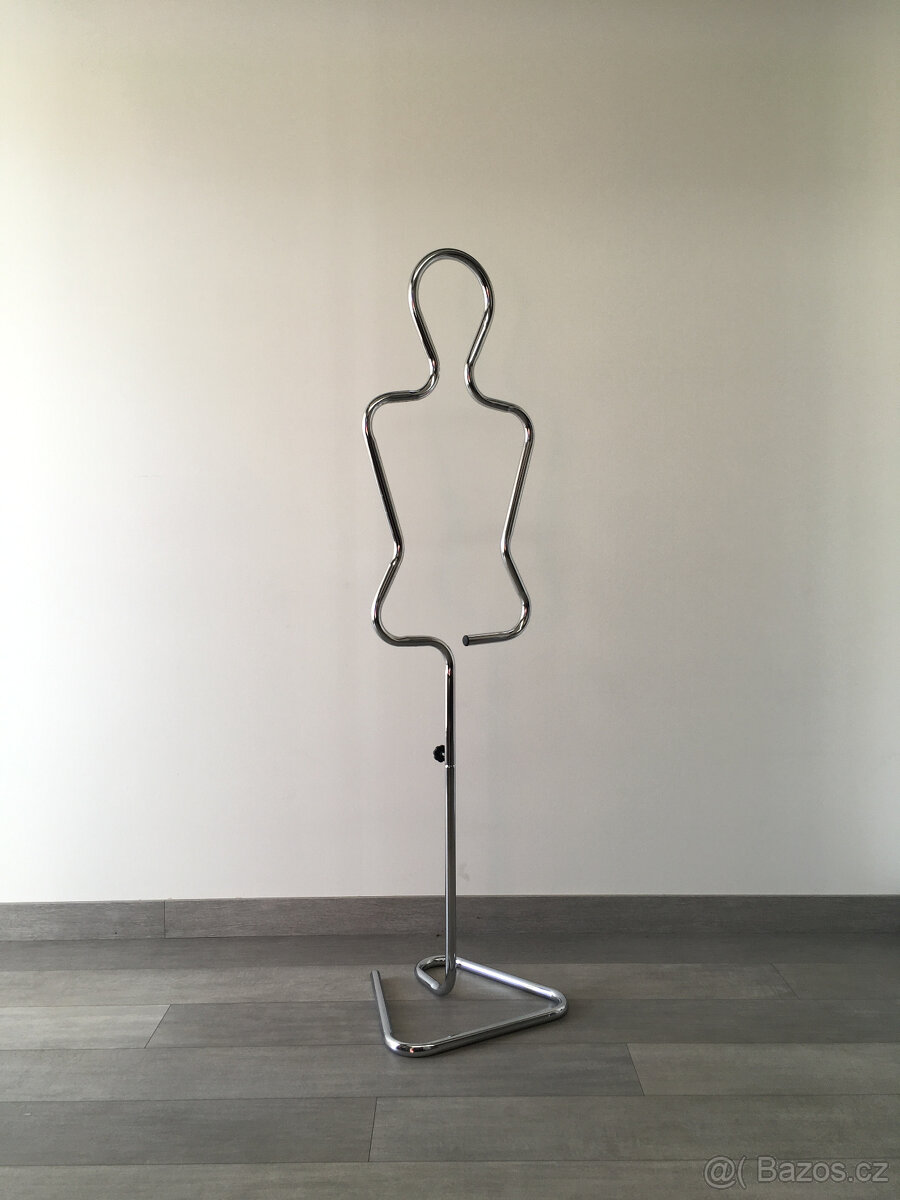 Stojan,torzo,aranžovací-výstavní prvek - silueta dívka - 2