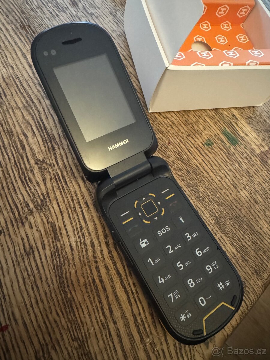 myPhone Hammer Bow LTE oranžovo-černý - 2