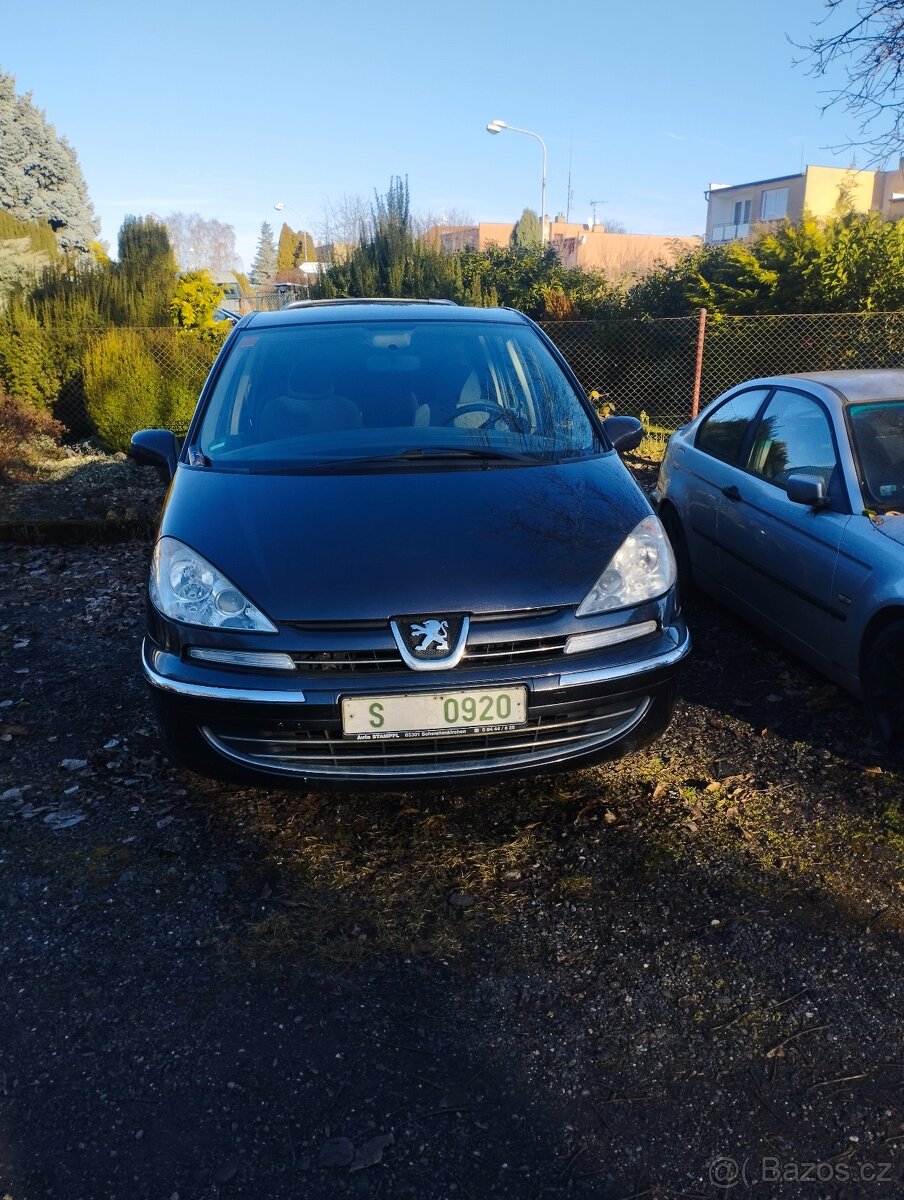 Peugeot 807 2.0i - 2