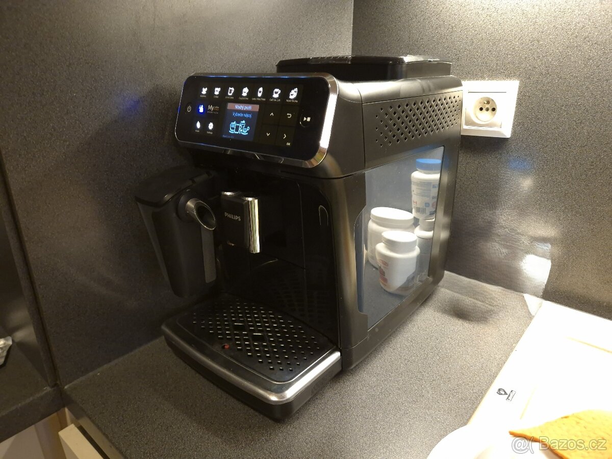 Kávovar Philips LatteGo 4300 - 2