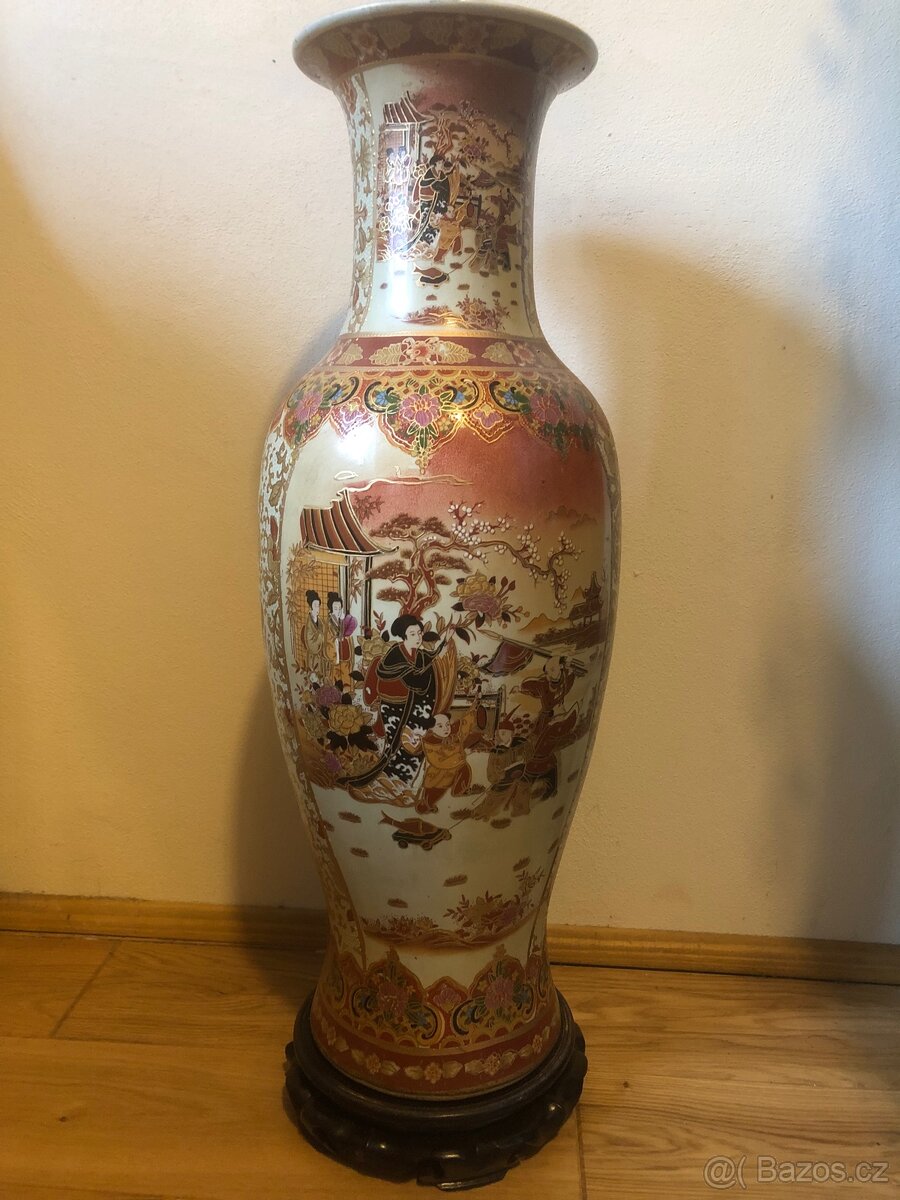 Dekorativní japonské vázy - 2