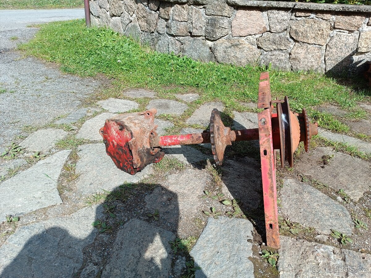 Lis malé balíky Bautz-Claas 460 Compact úhlová převodovka - 2