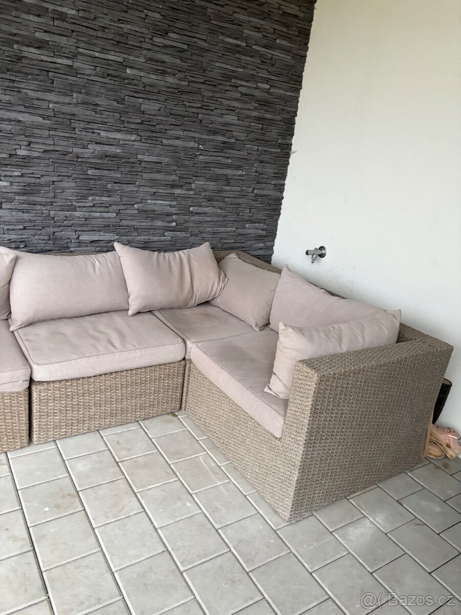 Zahradní sedací souprava - 2