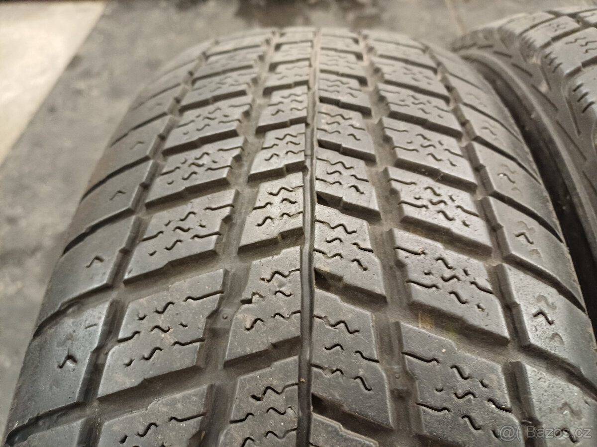 Zimni pneu Nexen 215/70/16 100T - 2