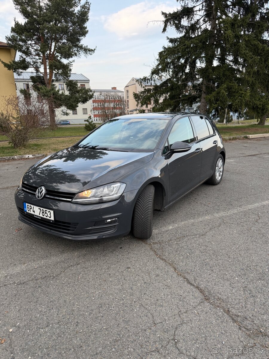 Prodám Golf 7 1.2 TSI 81 kW r.v. 2016 - 2