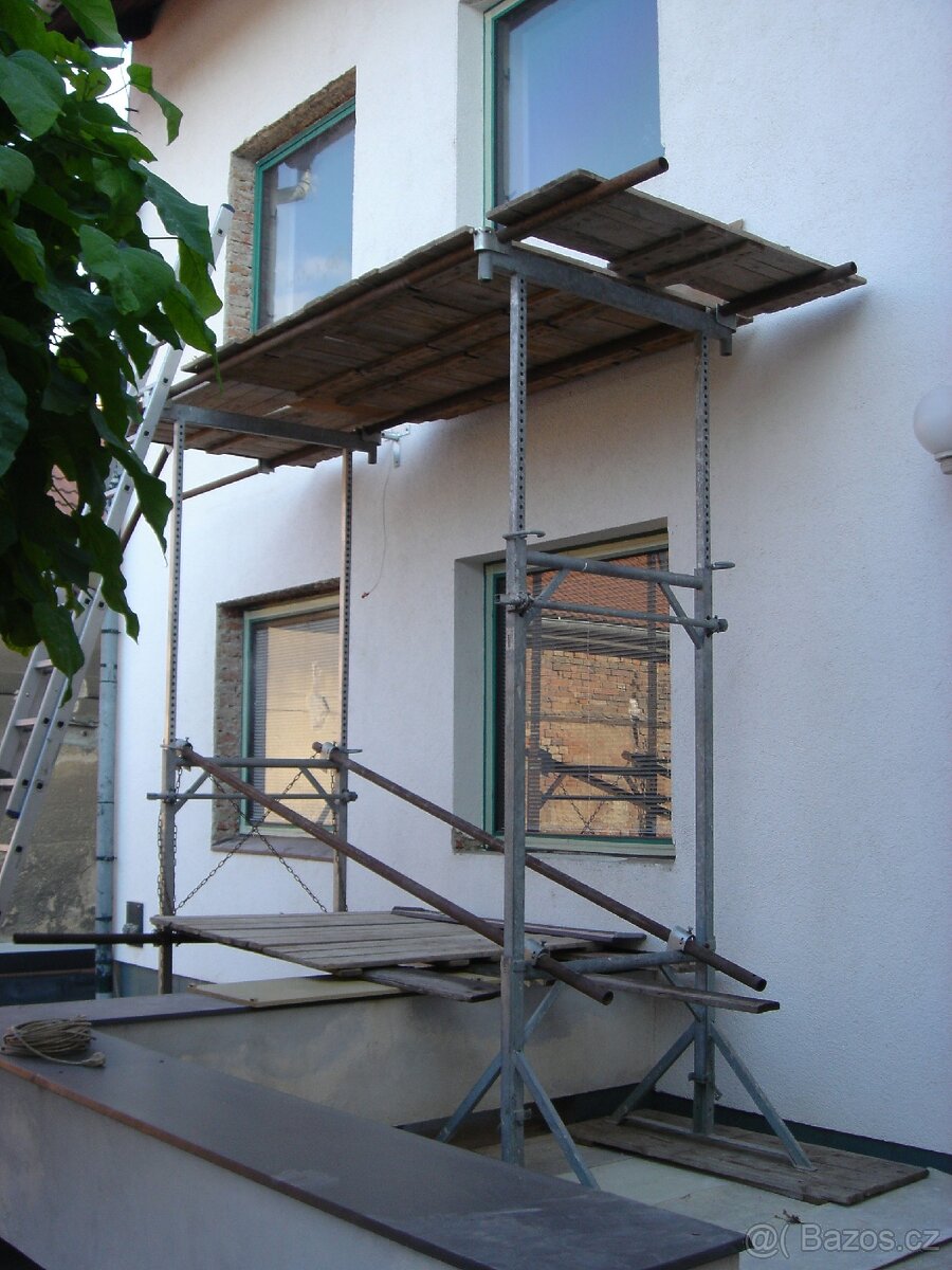 Prodám výsuvné lešení - pozink ocel. - 2