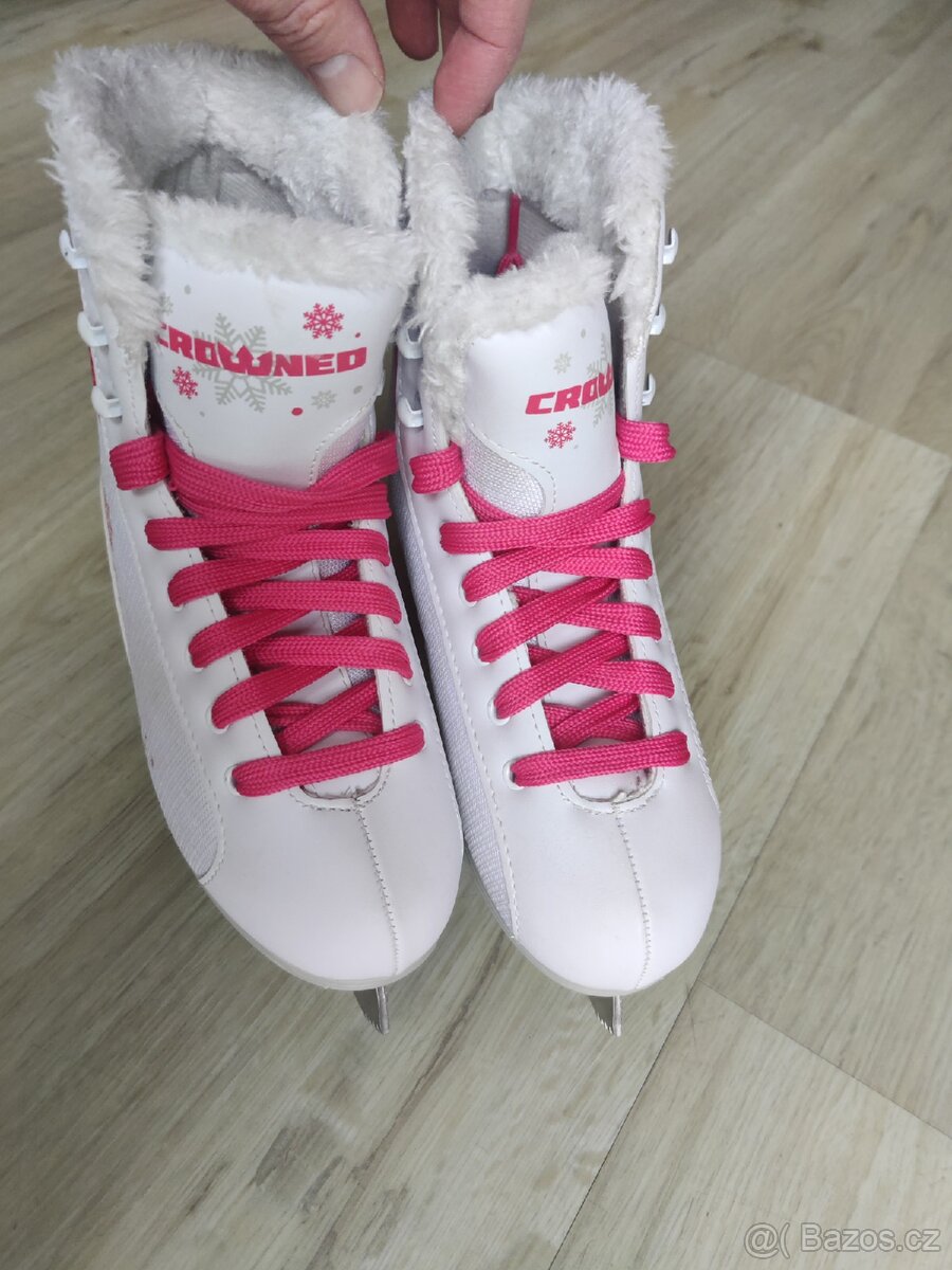 Dívčí brusle vel. 36 - 2