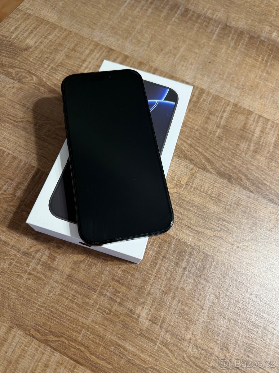 Apple Iphone 16 Pro, 128GB černý titan v záruce - 2