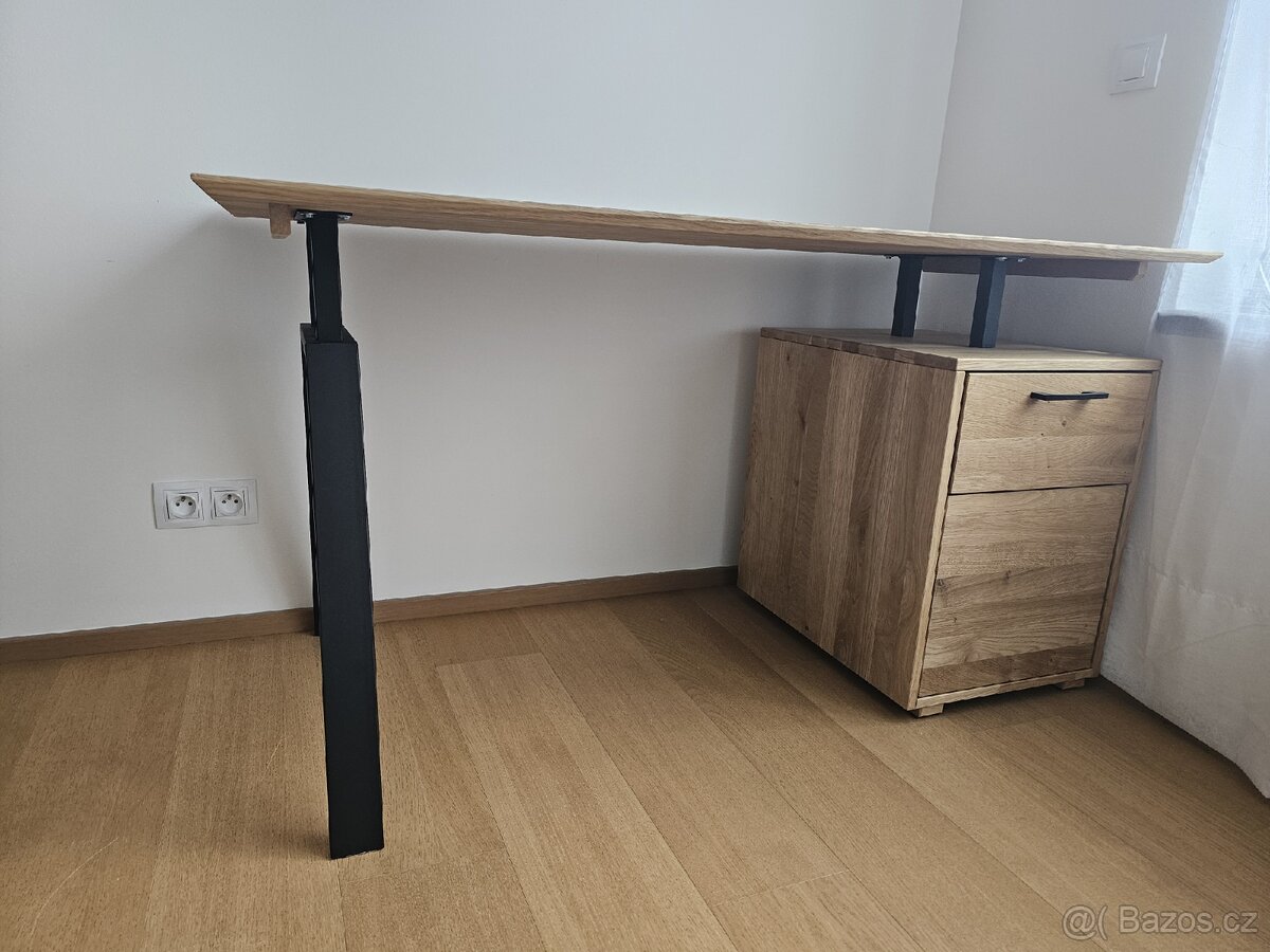 Psací stůl nový - 2