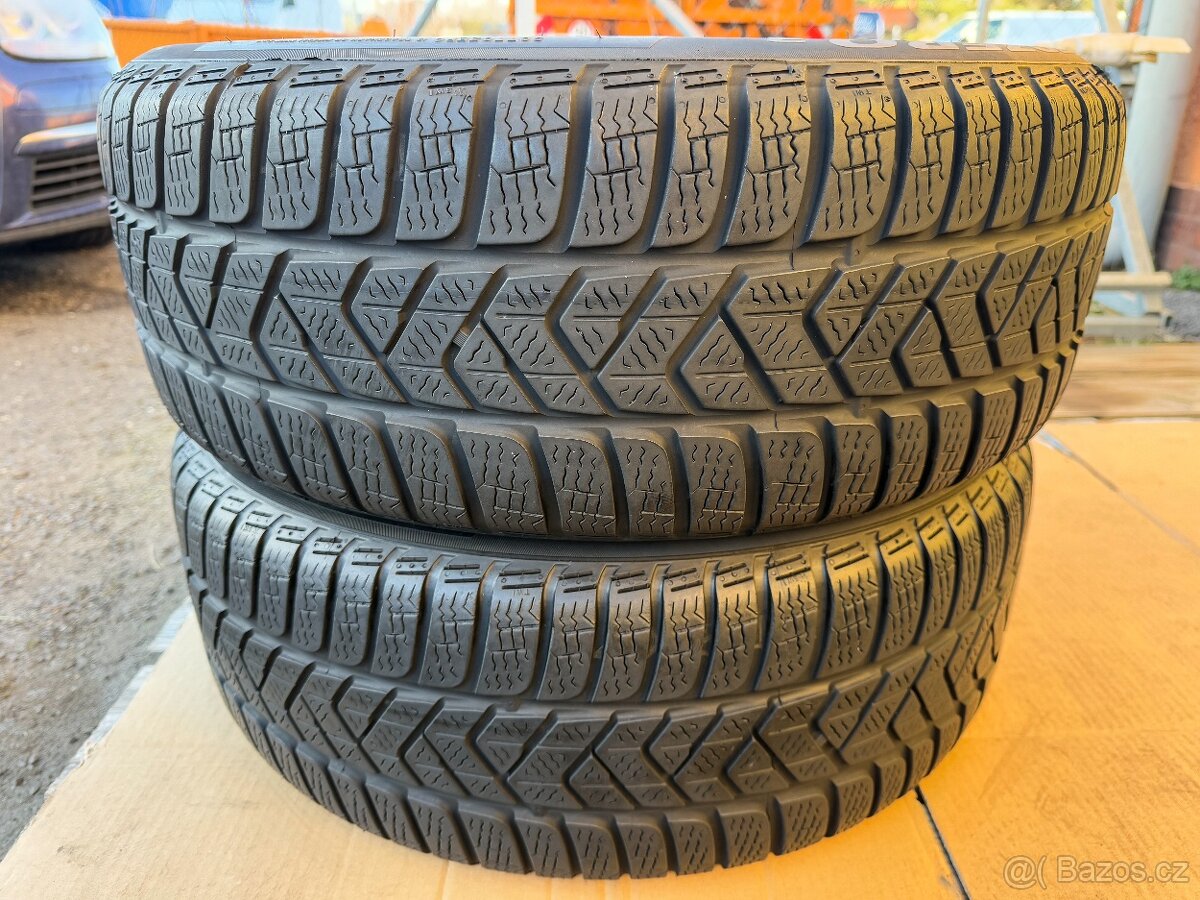 Zimní pneu 215/55/17 Pirelli Sottozero 3 - 2