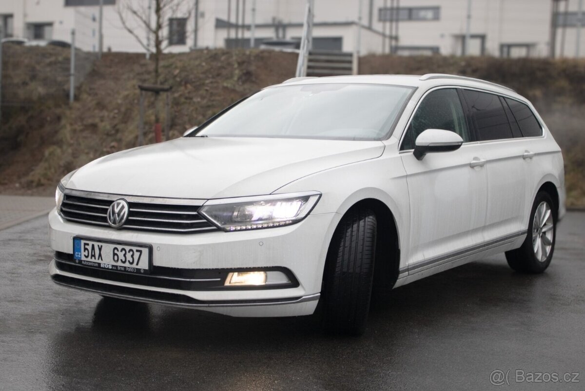 VW Passat DSG 100% stav - 2