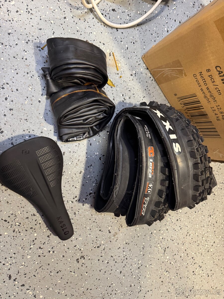 Pláště Maxxis - 2