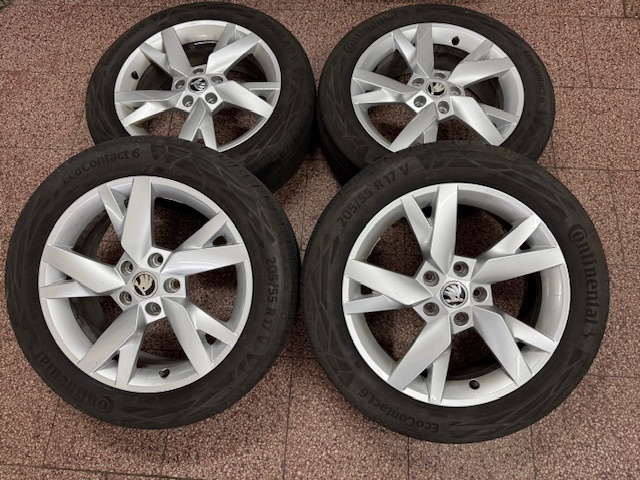 Alu kola letní r17 - 2