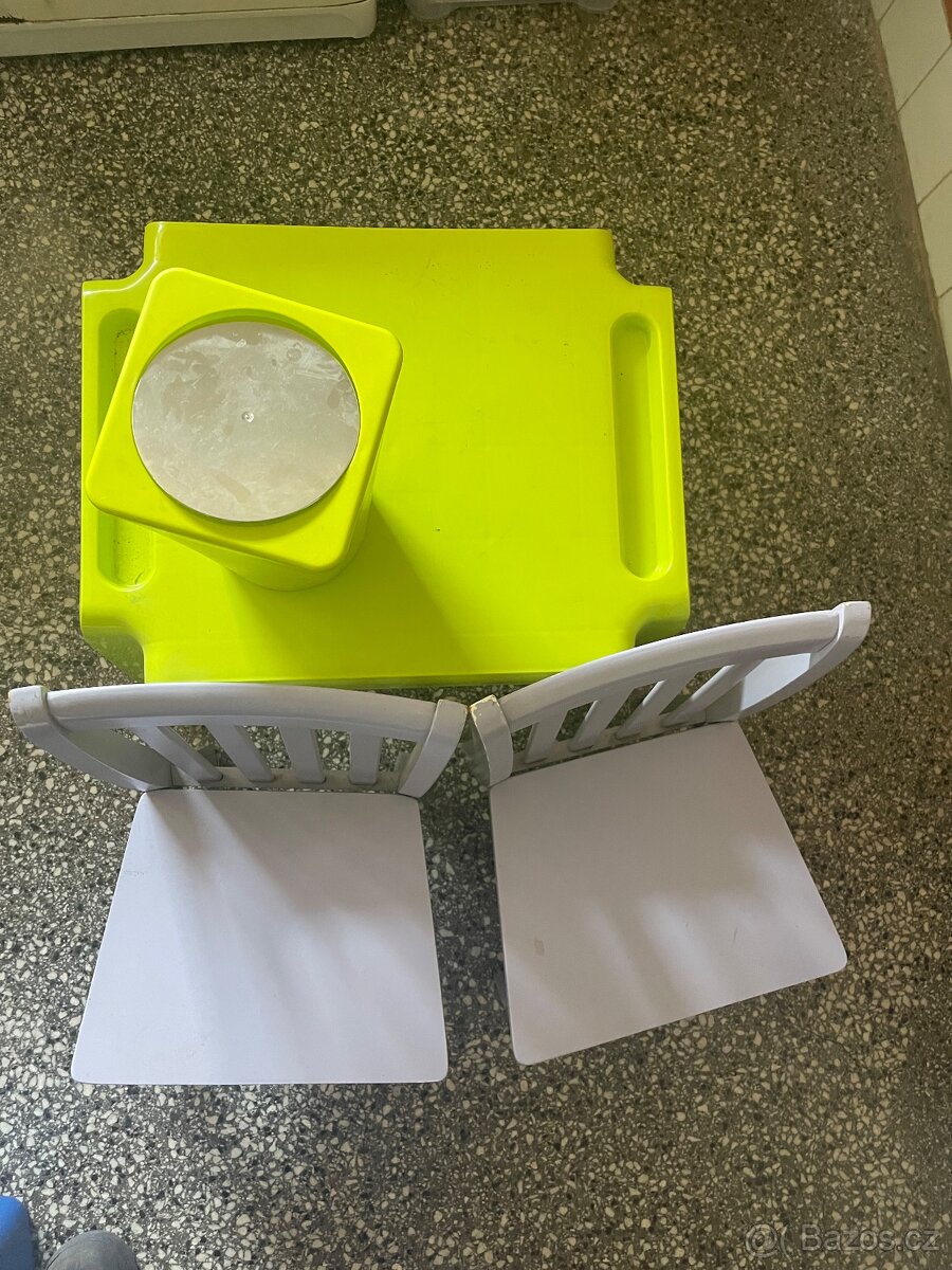 Stůl + židle + koš - 2