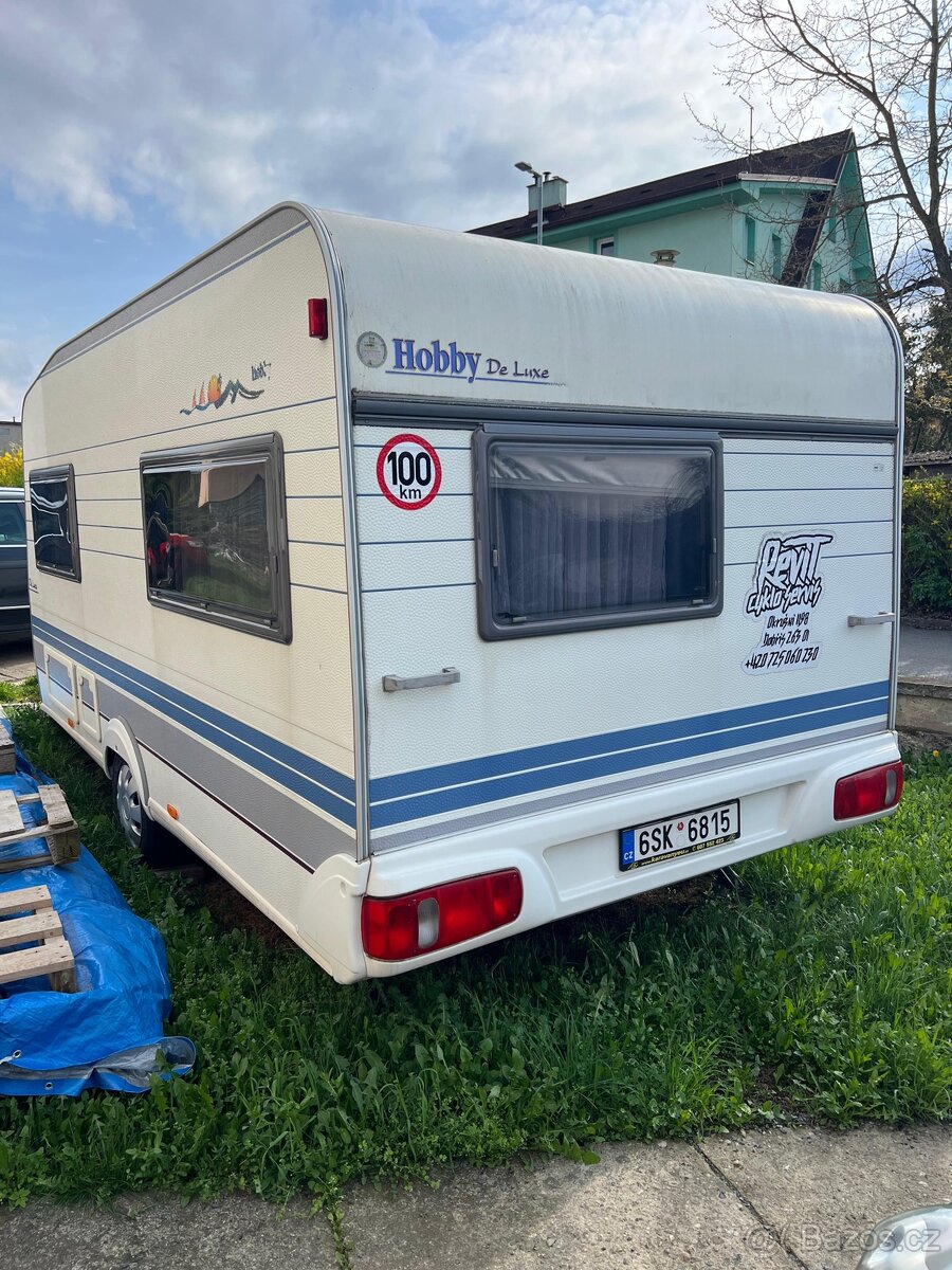 Obytný karavan Hobby deluxe 440 - 2