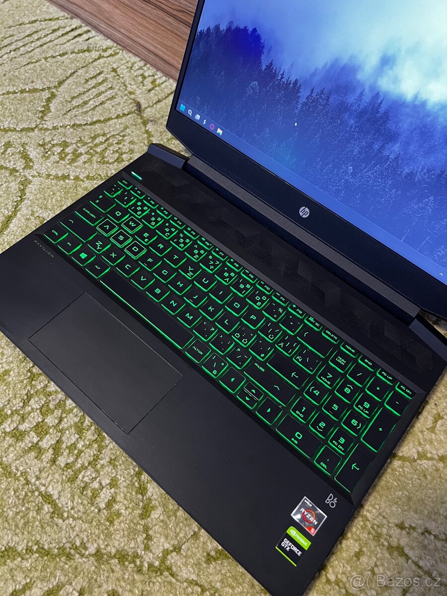 HP Pavilion Gaming 15 – herní notebook, 32GB RAM, GTX 1050 - 2