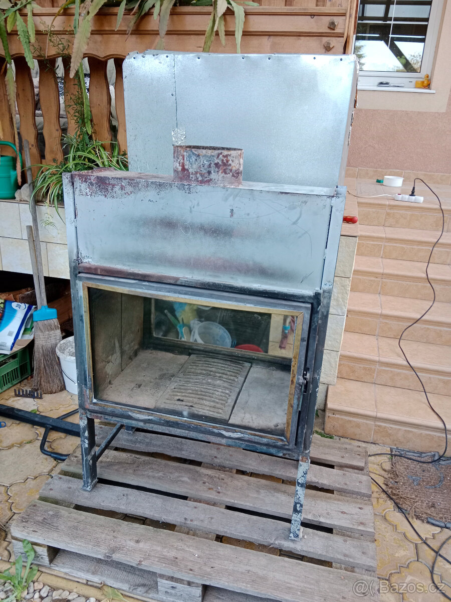 Prodám krbovou vložku - 2