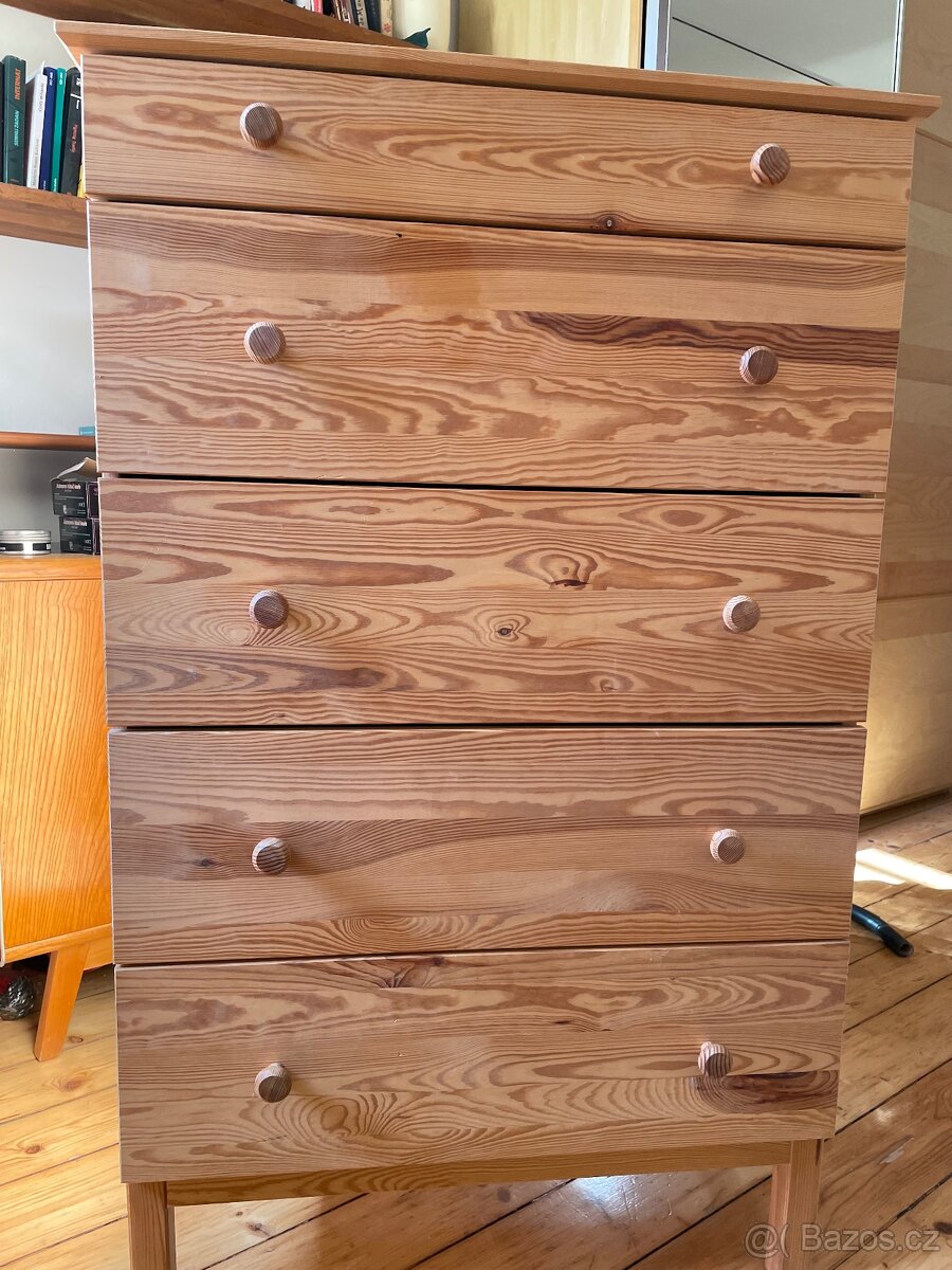 Komoda se šuplíky - 2