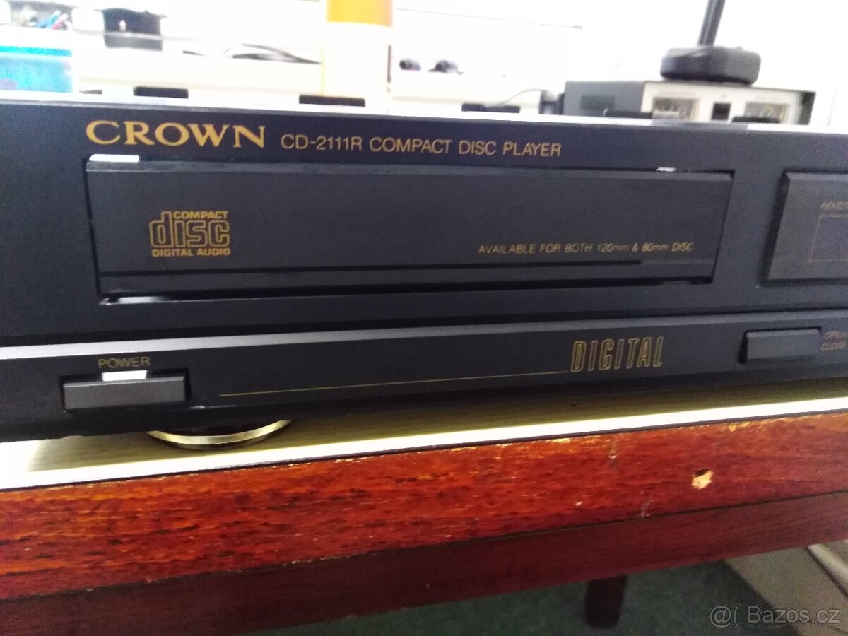 Prodám CD přehrávač Crown CD-2111R - 2