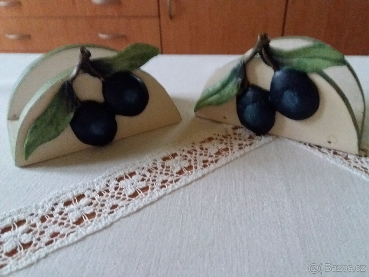 Zásobníky na vejce + Stojánky na ubrousky - 2