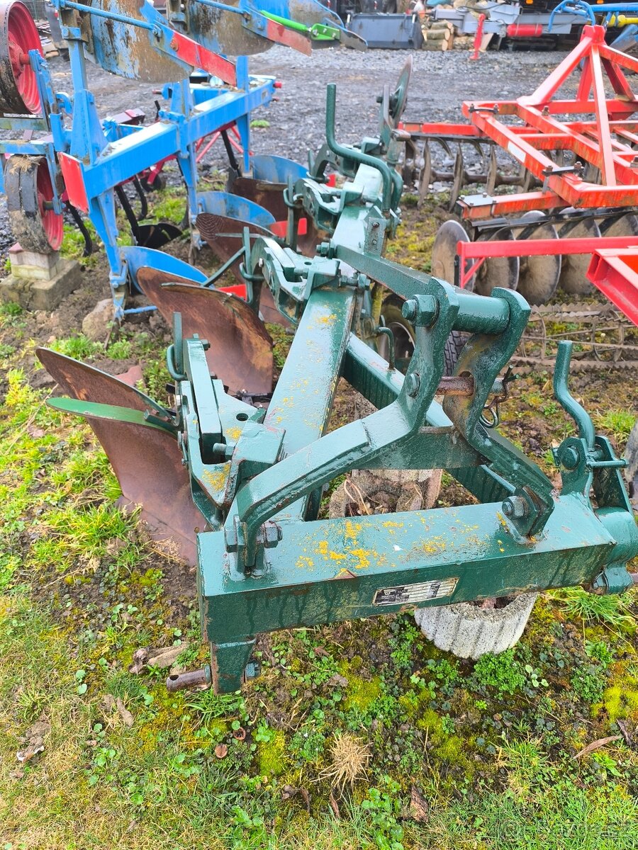 Roudnický 4radličny pluh - 2