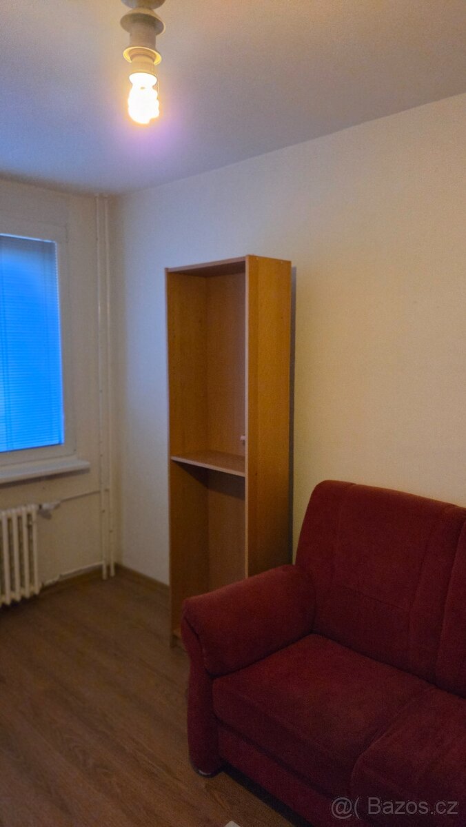 Obyvaci stena, casti - 2