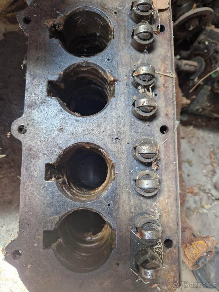 Praga - soubor náhradních dílů - 2