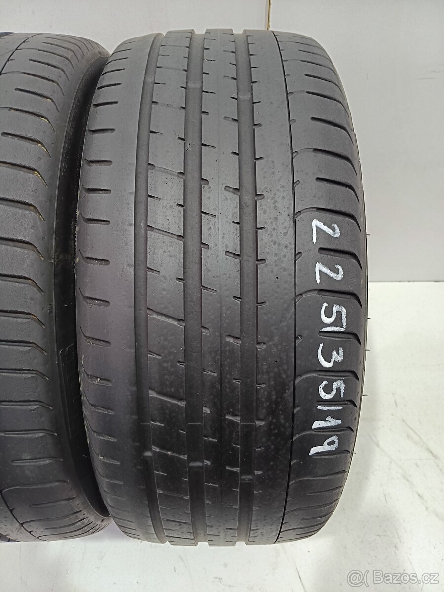 2ks letní pneu 225/35/19 Pirelli - 2