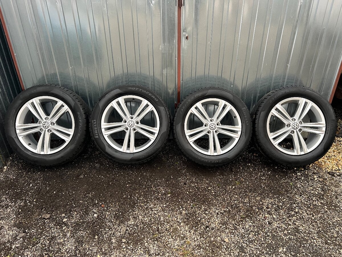 Originální zimní sada VW 235/45R18, Continental - 2