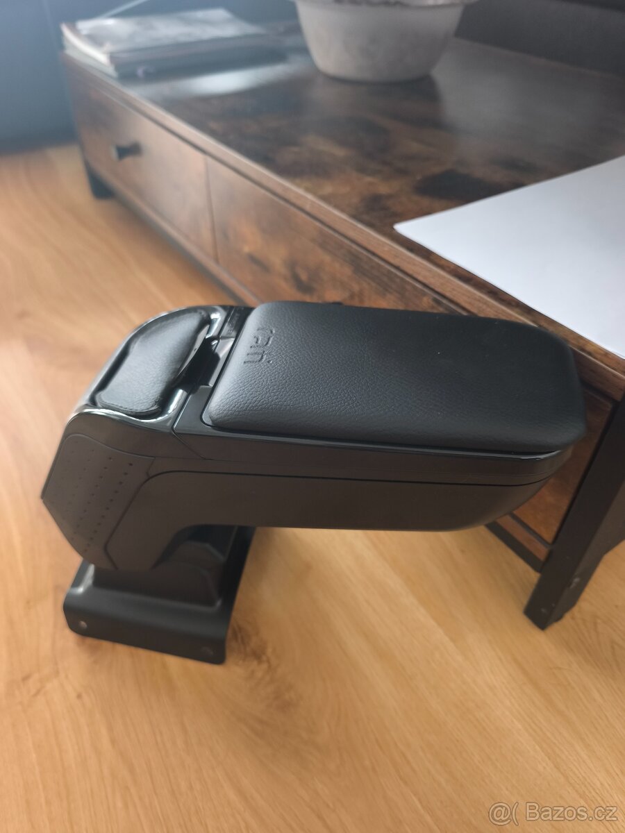 Loketka Armster 2 škoda rapid - 2