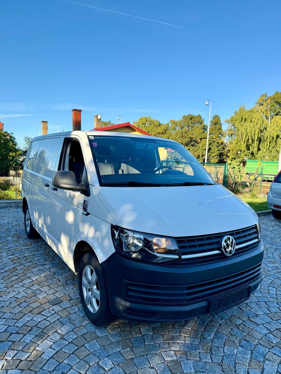 VW Transporter T6 2.0 TDI 110kw 4x4 - 2