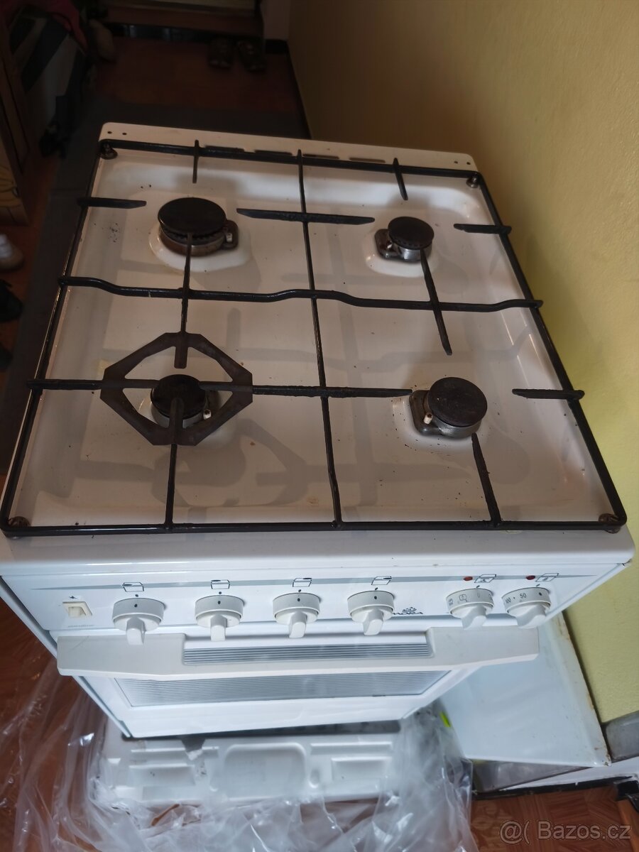 Plinovy sporák Mora 2275 - 2