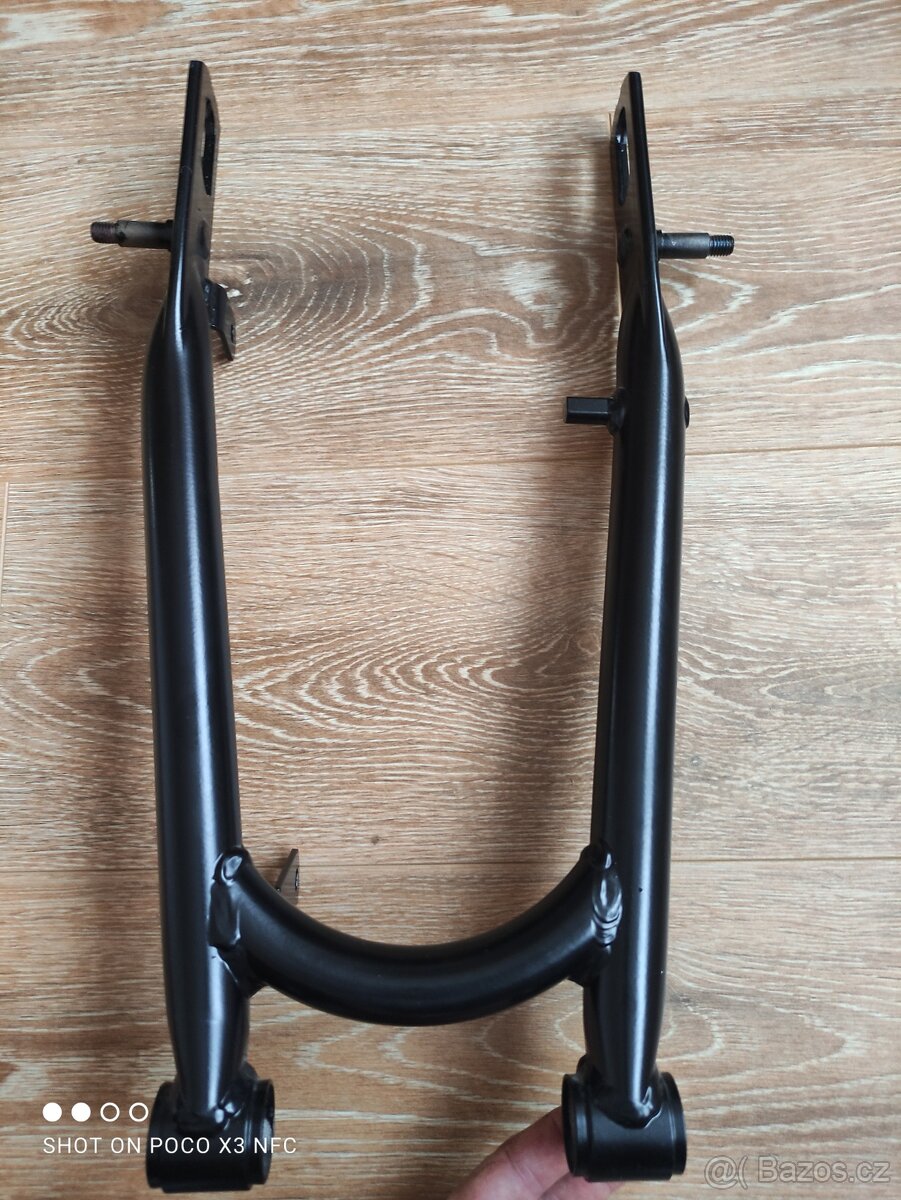 JAWA Travel 125/810, 250/597 - kyvná vidlicee - 2