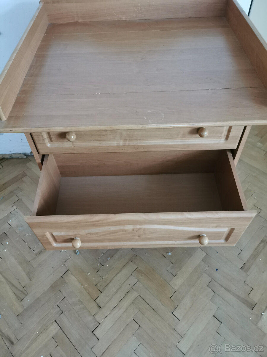 Komoda s přebalovacím pultem - 2
