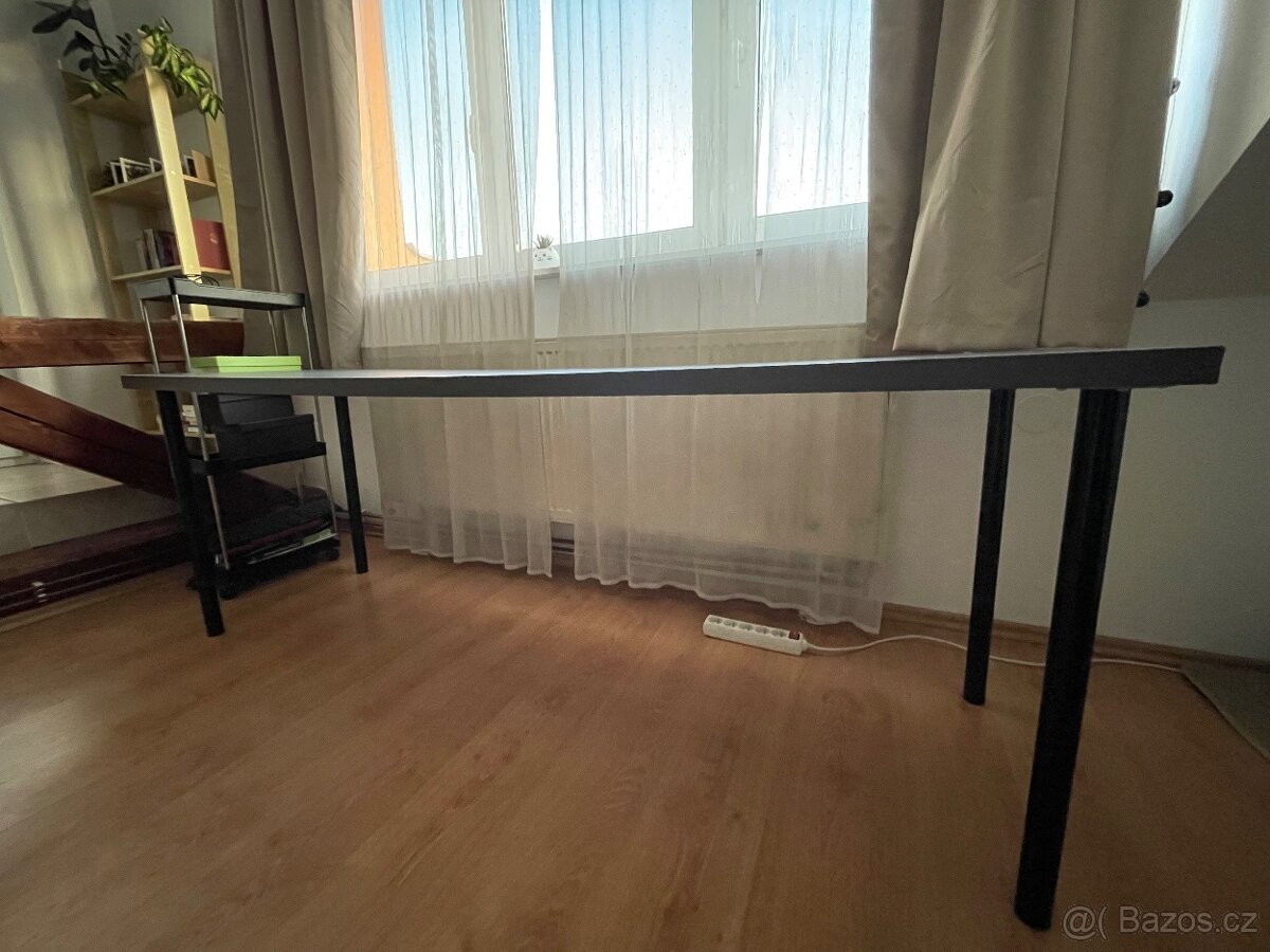 Pracovní stůl ikea - 2