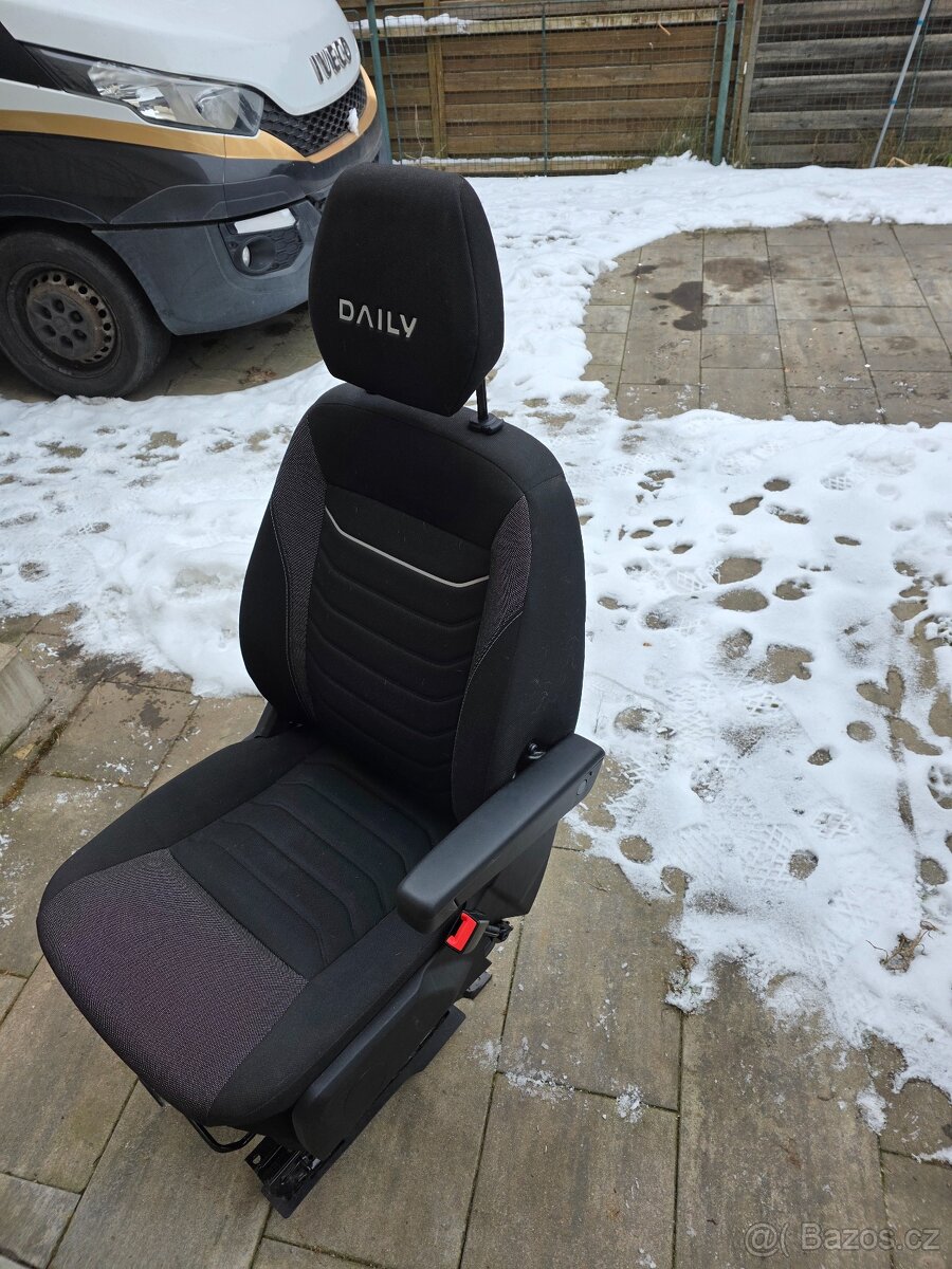 Sedadlo spolujezdce Iveco Daily odpružené - 2