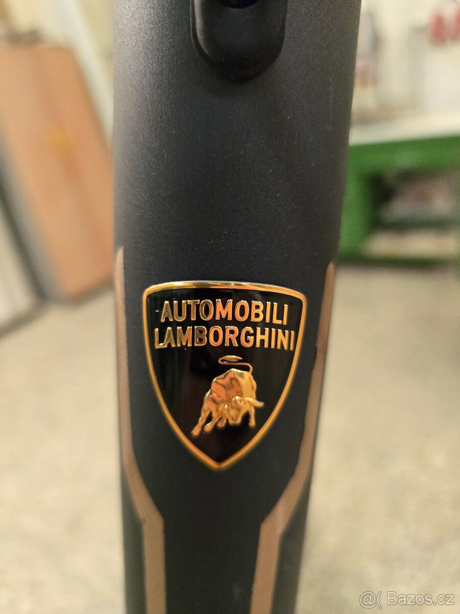 Elektrická koloběžka LAMBORGHINI nová - 2