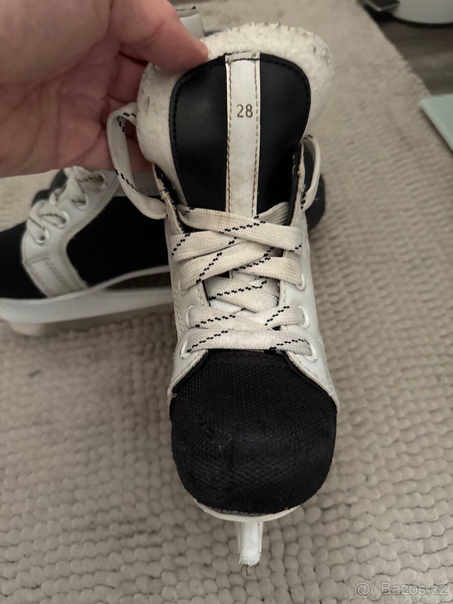 Dětské brusle č. 28 - 2