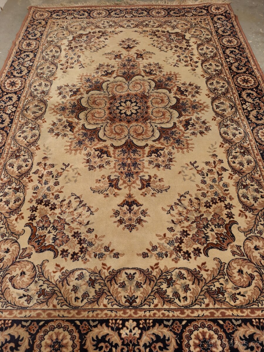 Koberec vlněný - 2