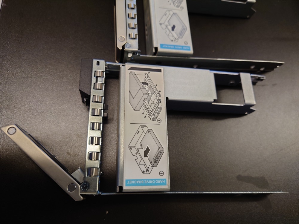 Prodám rámeček, caddy SAS/SATA 3,5" HDD pro Dell Gen 14 Po - 2