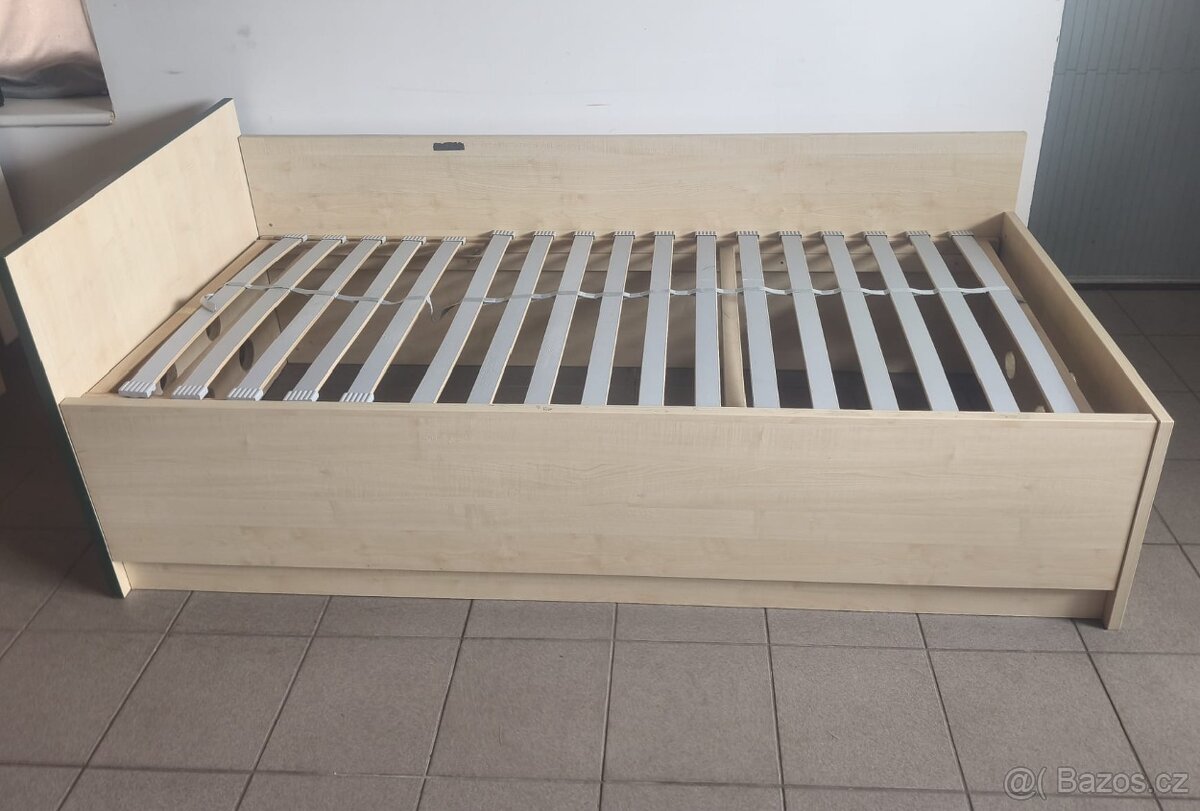 Postel 90x200cm s roštem + NOVÁ MATRACE - 2