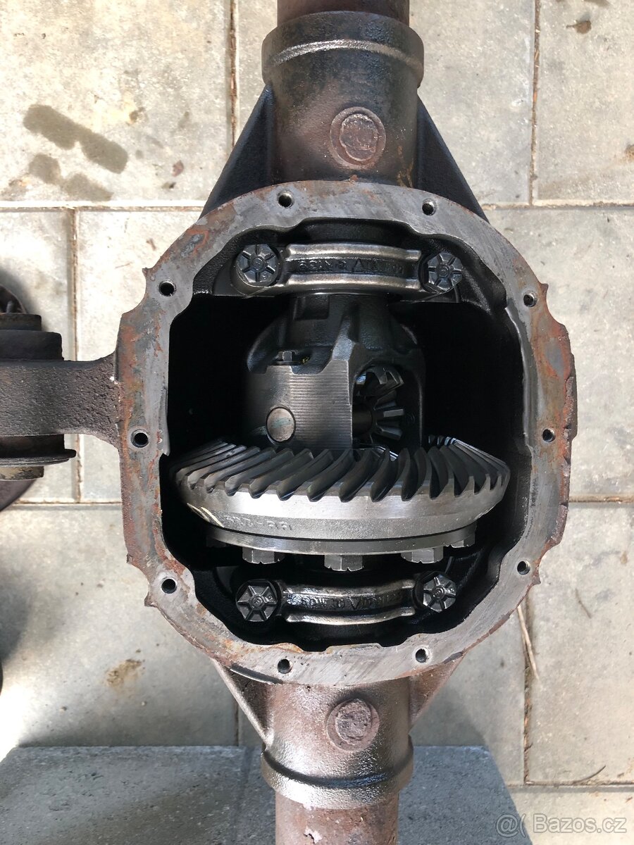 Zadní náprava Ford Mustang - 2