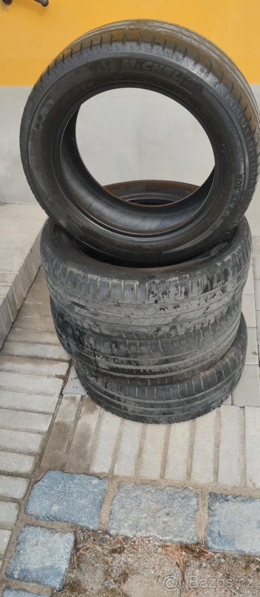 Michelin 205/55/16 - 2