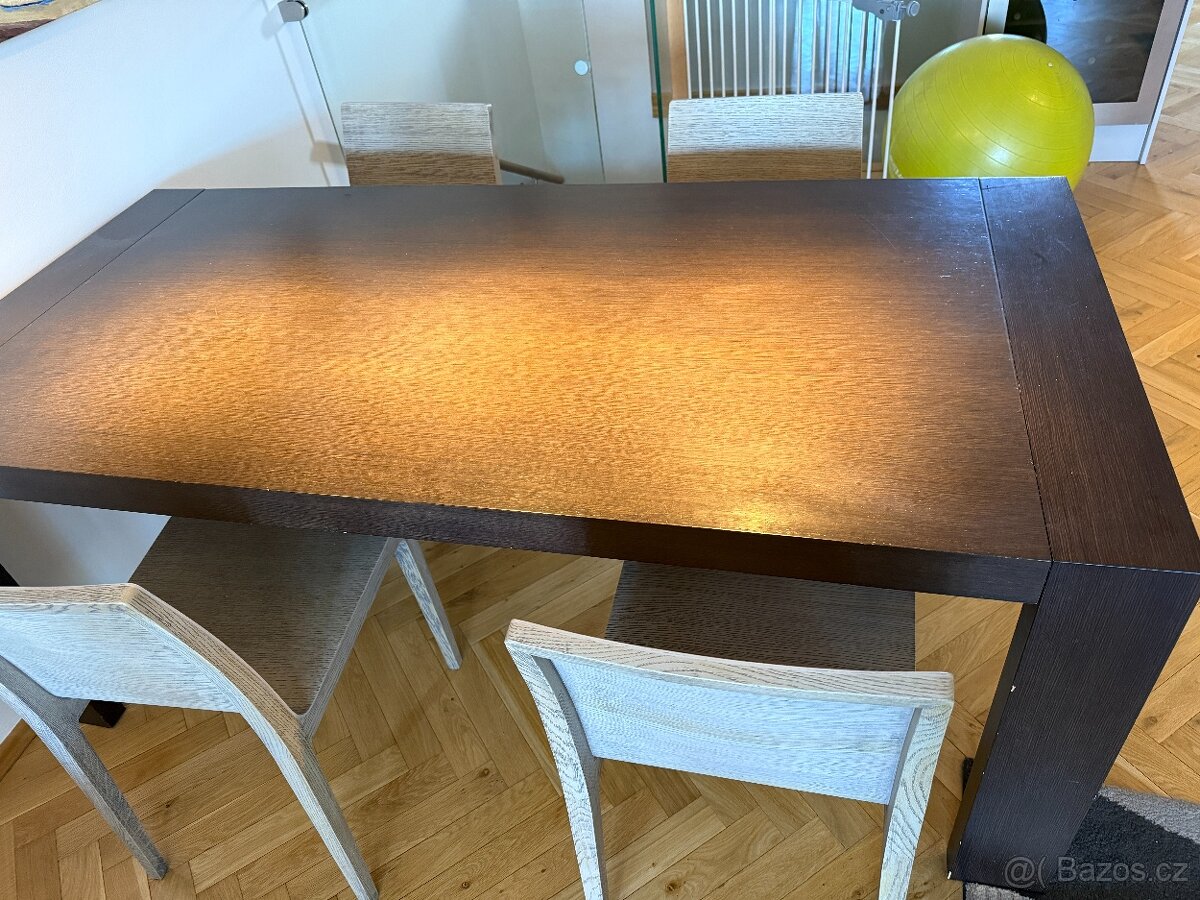 Jídelní stůl Pedrali - 2