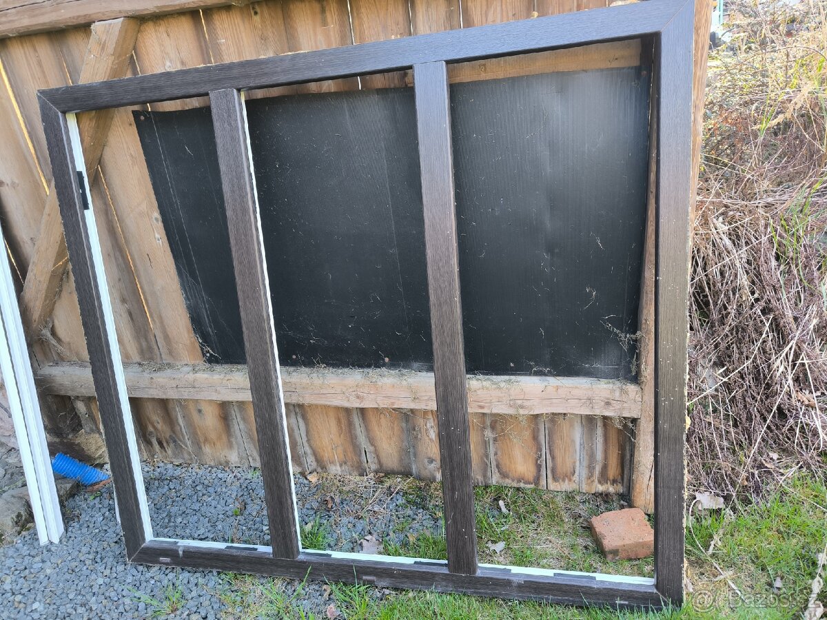 Okno plastové - 2