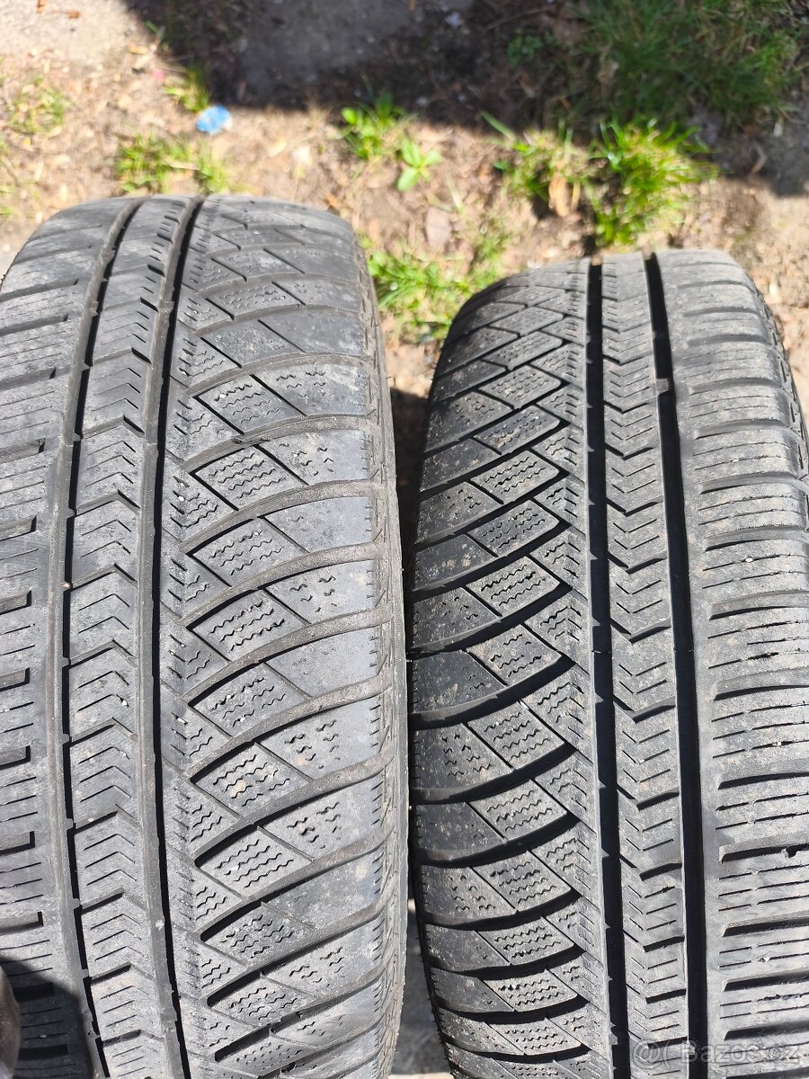 R15 5x112 celoroční - 2