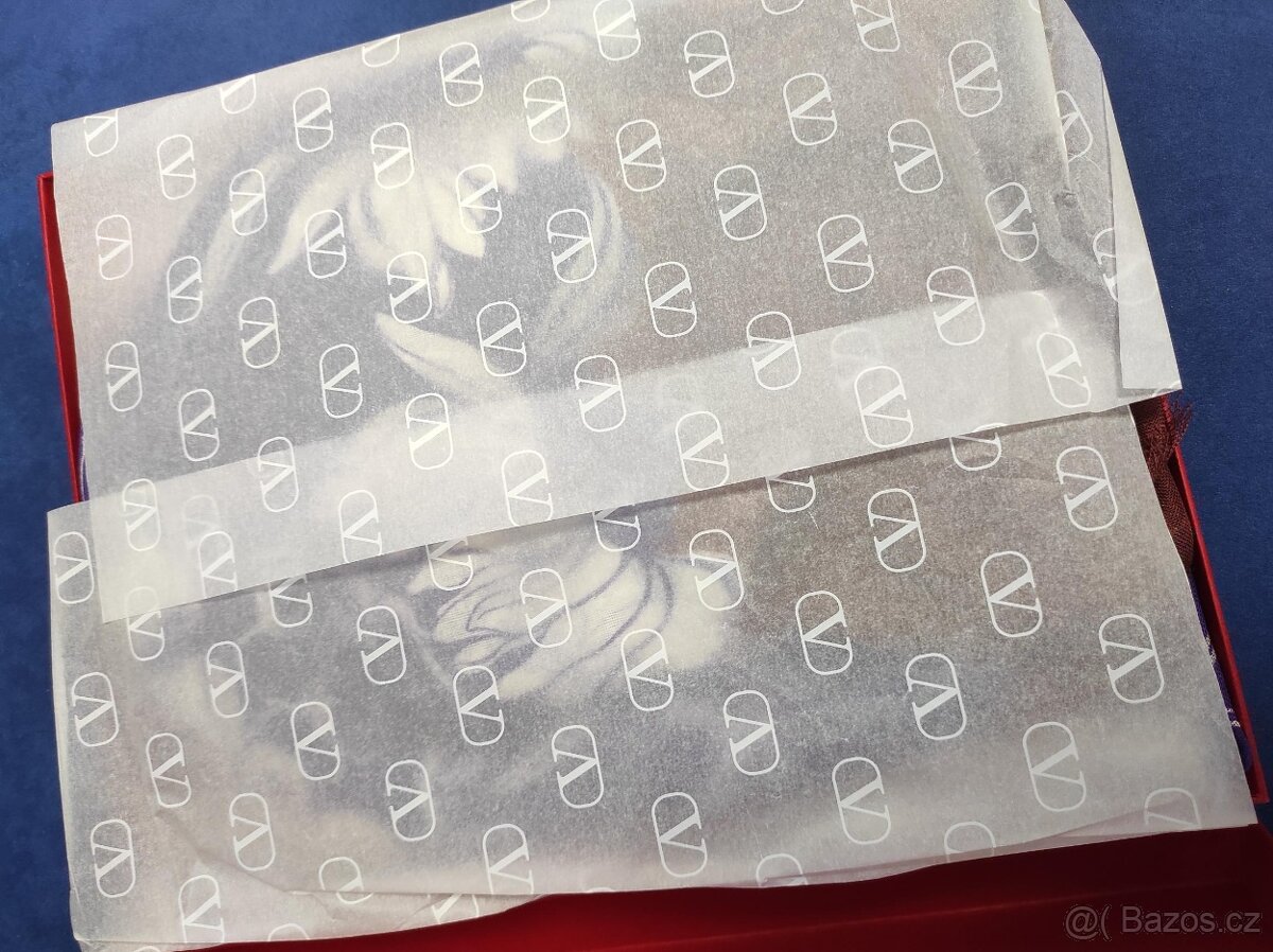 Šála Valentino - 2