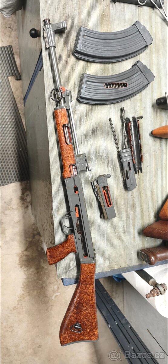 Řez samopalu vz.58 - 2